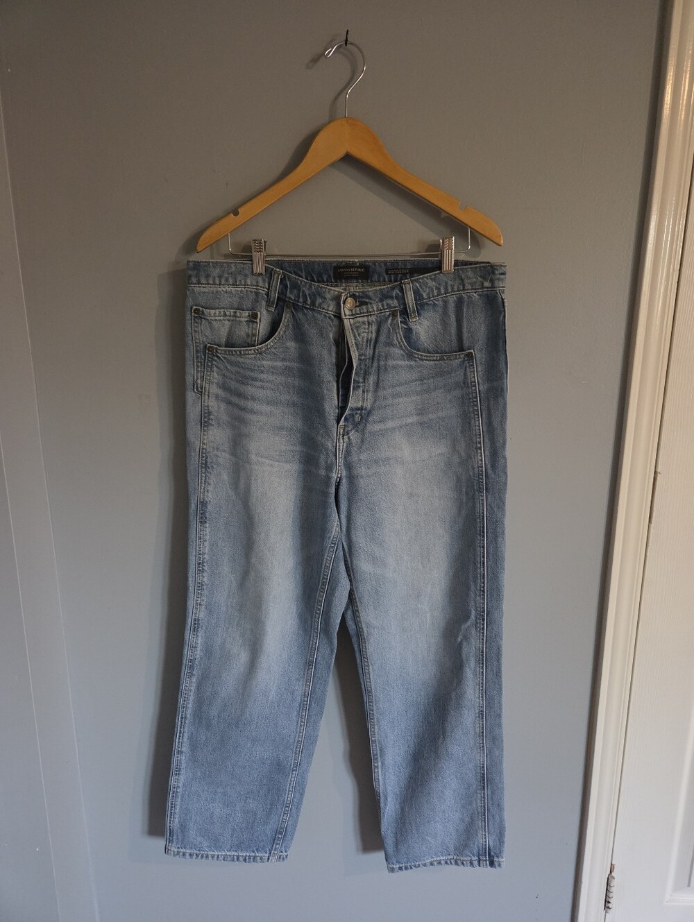 Banana Republic High Rise Straight Leg Light Wash Womens Jeans
